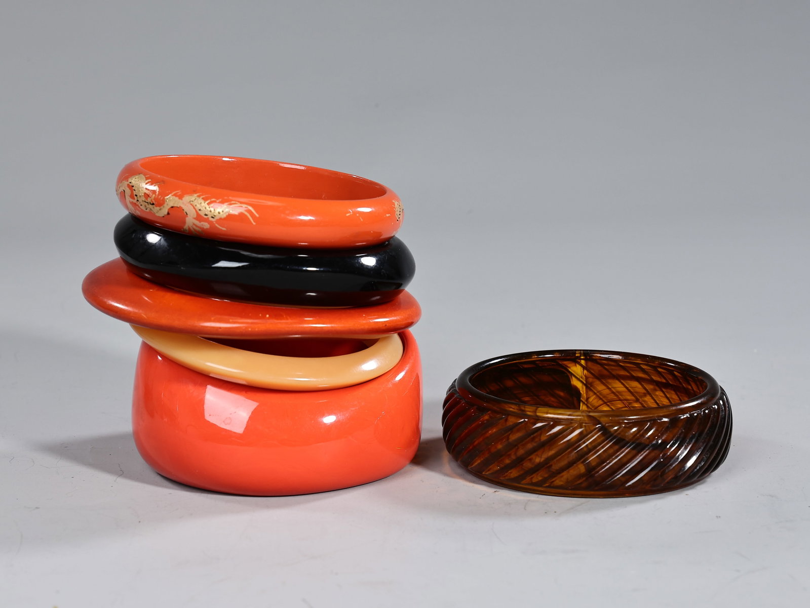 Vintage Chinese Cinnabar And Stylish Bakelite Plastic Bangle Bracelets - 5