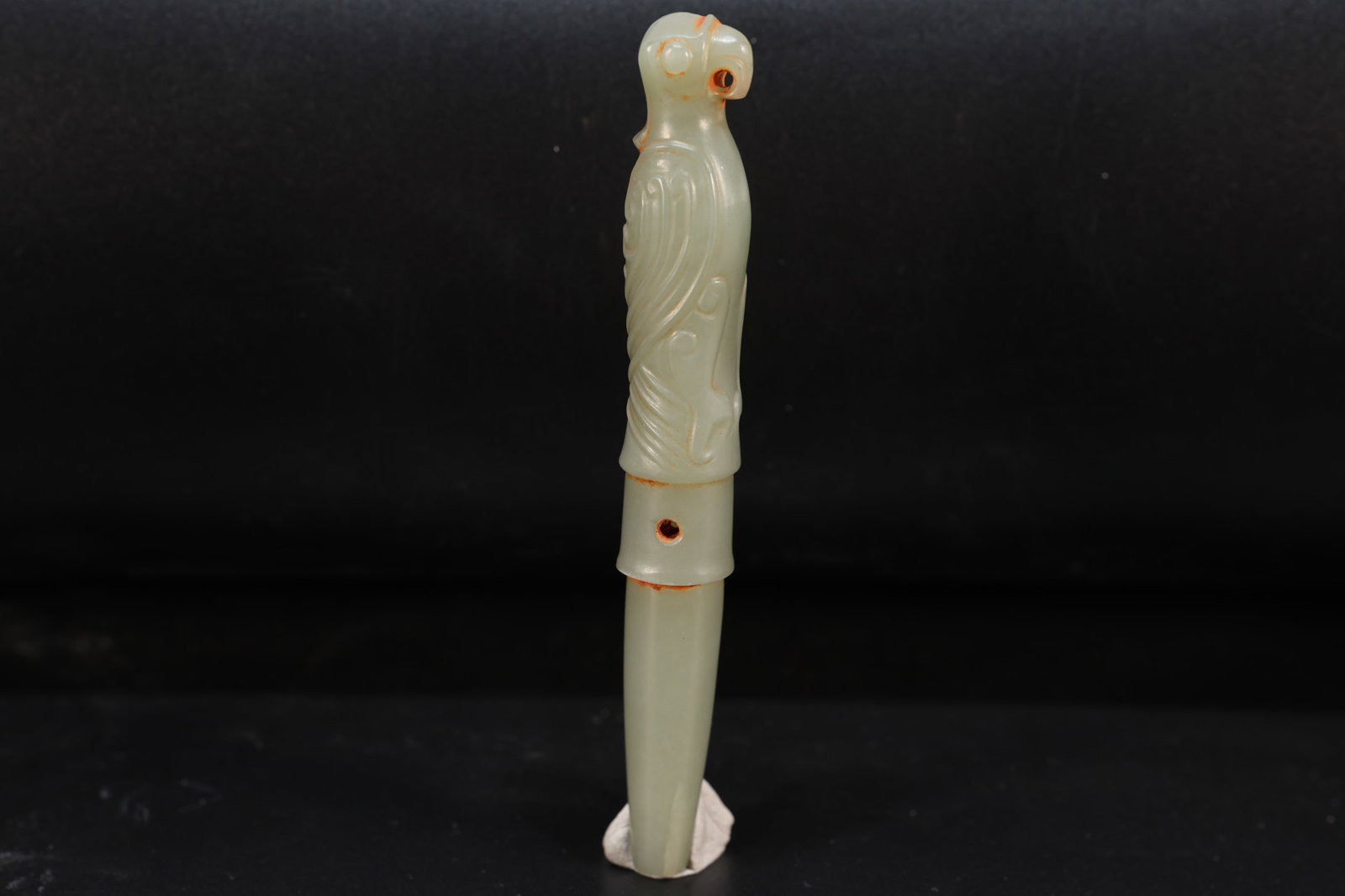 Jade Carved Cloud Pattern Bird Shape Ornament: Jade Carved Cloud Pattern Bird Shape Ornament (11 x 1.5cm)