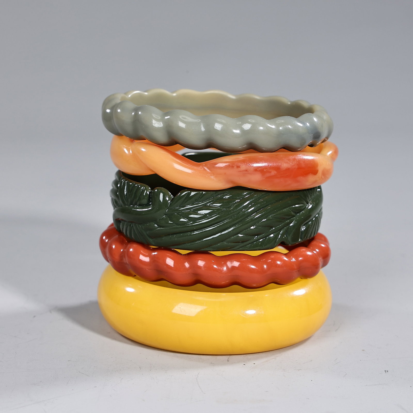 Vintage Seven Assorted Carved Twisted Bakelite Bangle Bracelets - 4