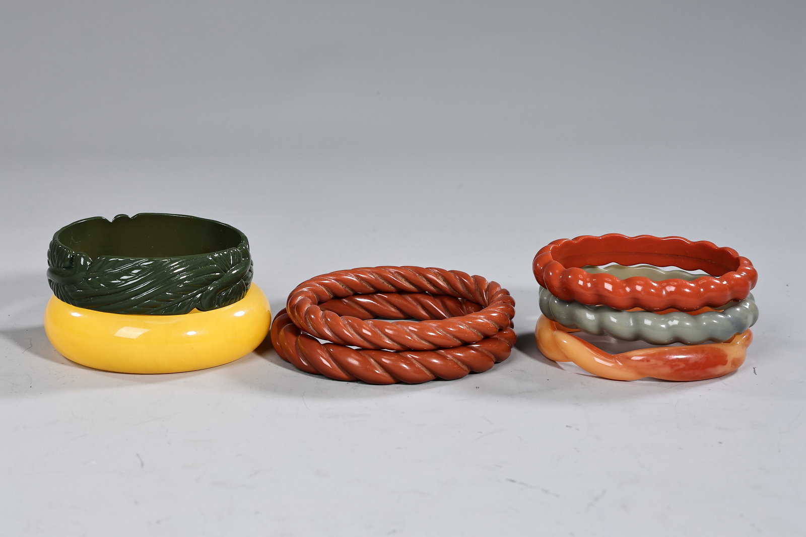 Vintage Seven Assorted Carved Twisted Bakelite Bangle Bracelets - 5