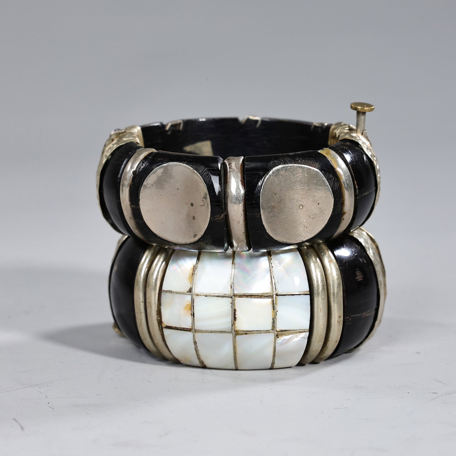 Two Hinged Bracelets Of Bone And Mother Of Pearl Silver Inserts - 3