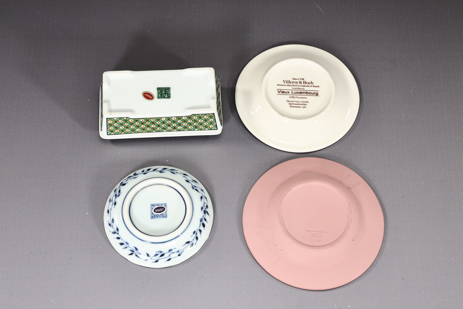 Four Porcelain Vanity Plates Trinket, Wedgewood, Villeroy & Boch, Japanese Match Box - 6