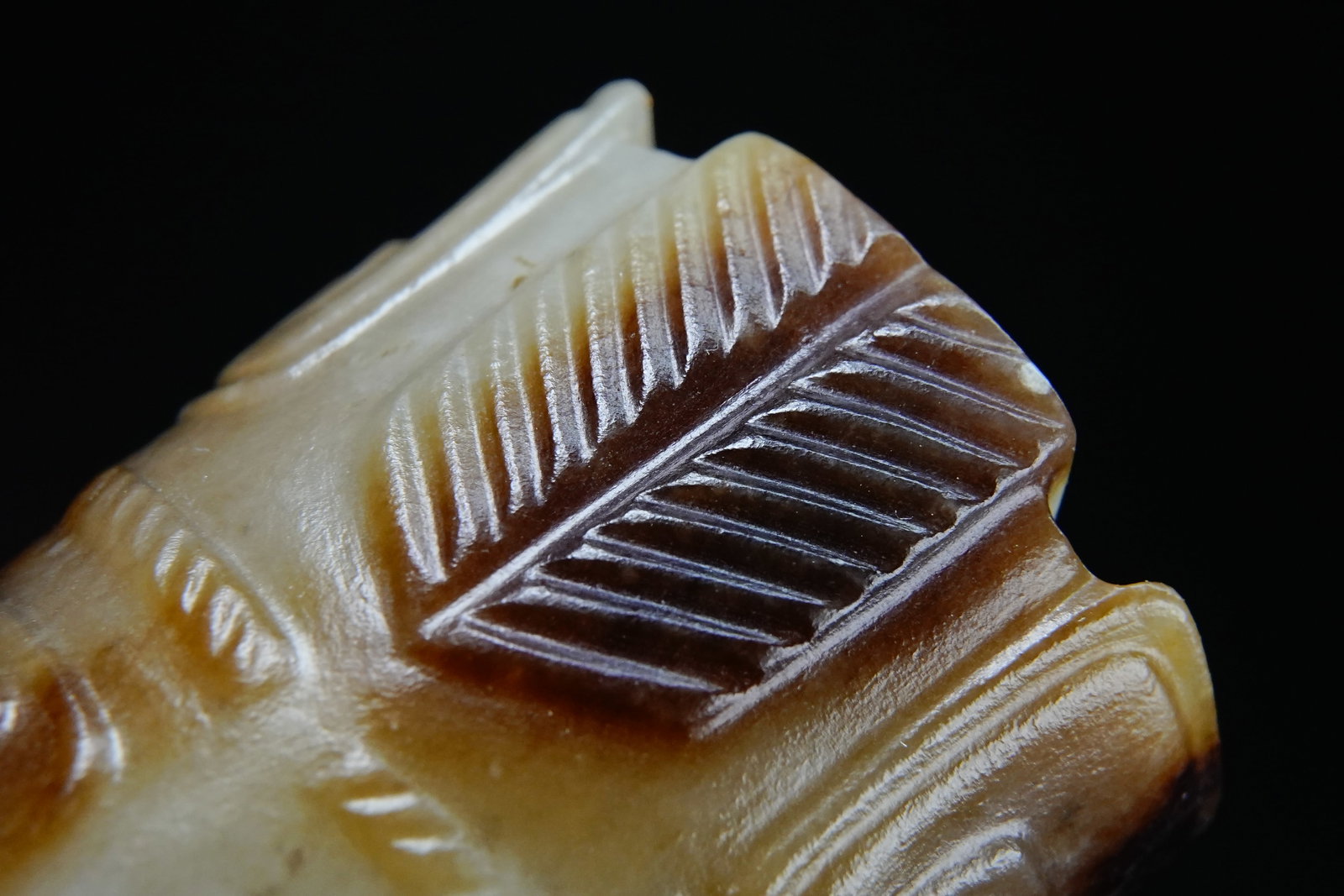 Jade Carved Beast Face Pattern Ornament - 4