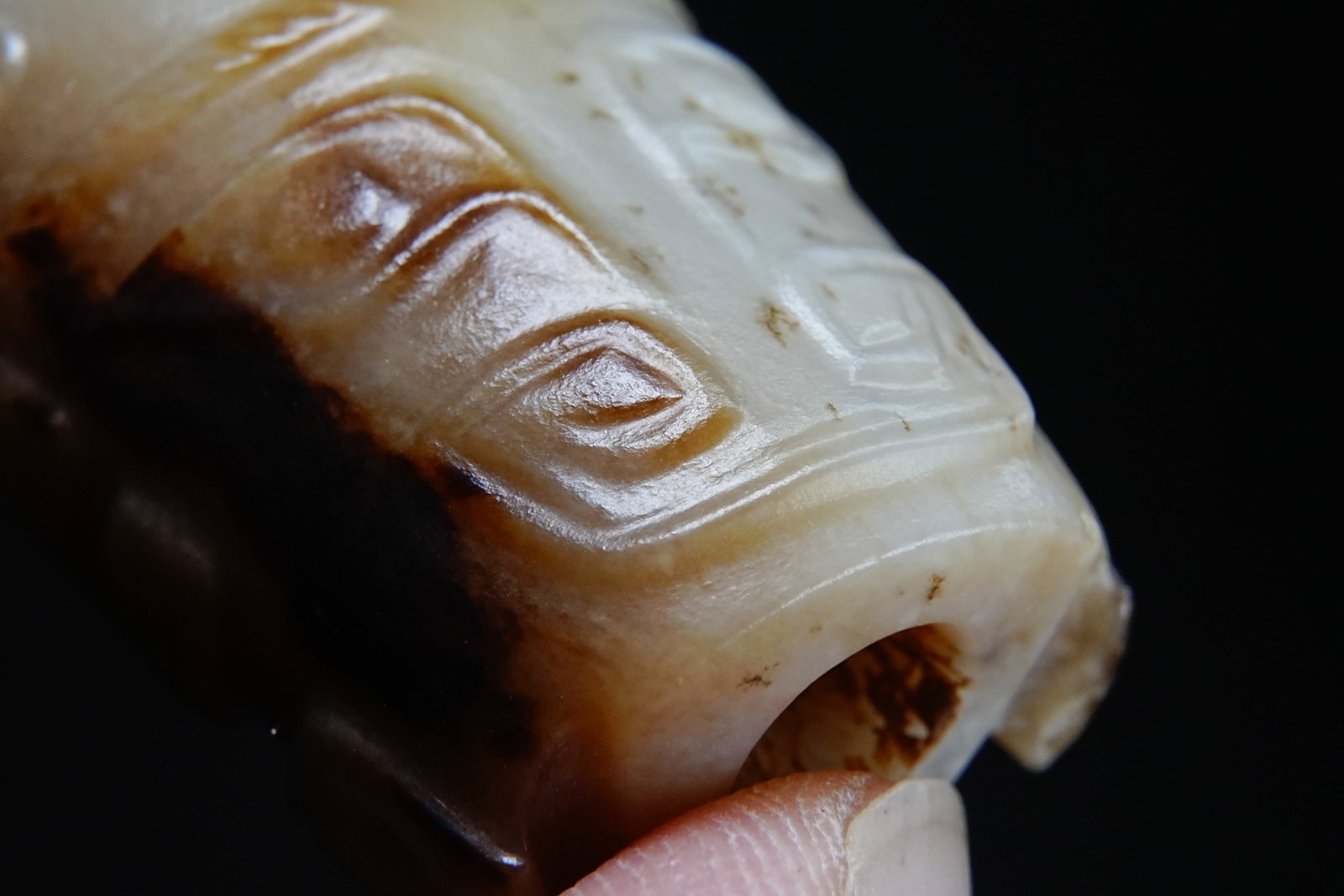 Jade Carved Beast Face Pattern Ornament - 8