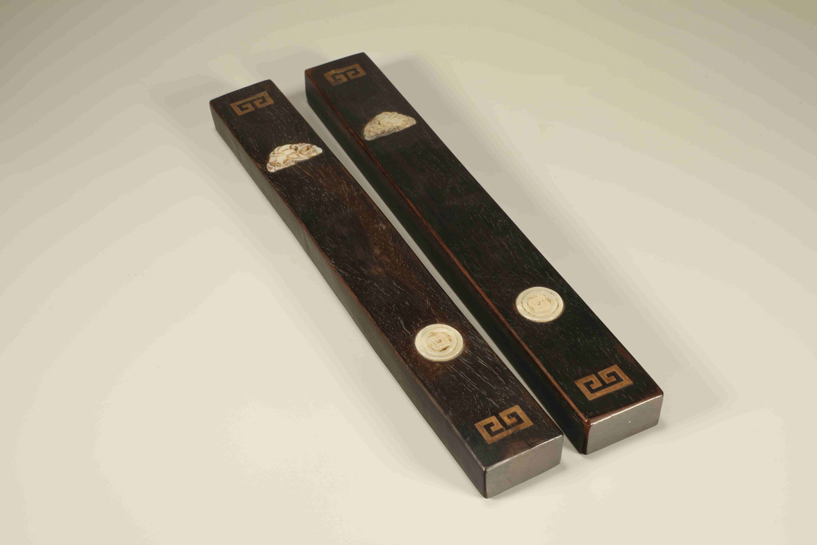 Pair of Red Sandalwood Inlaid Jade Carved Flower Pattern Paper Weight: Pair of Red Sandalwood Inlaid Jade Carved Flower Pattern Paper Weight (30 x 4 x 2cm)