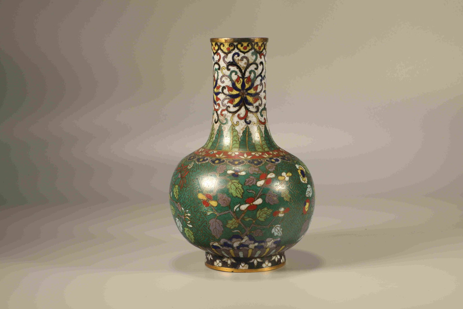 Bronze Cloisonne Carved Flower Pattern Tianqiu Vase - 4