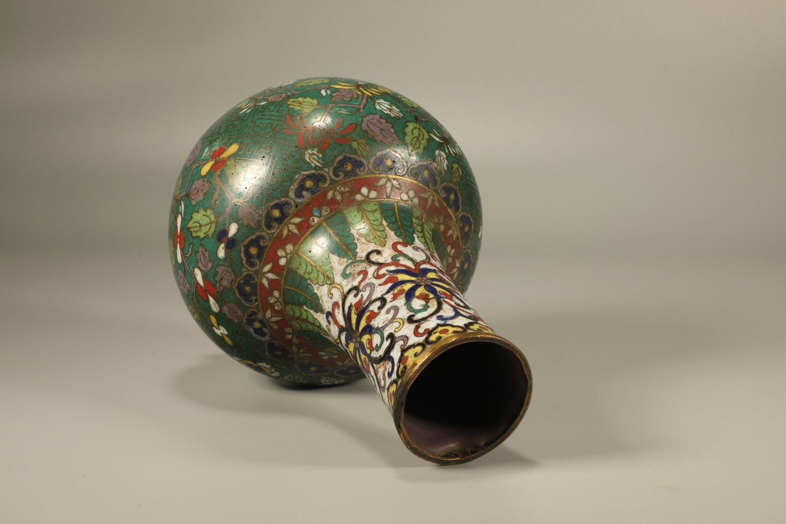 Bronze Cloisonne Carved Flower Pattern Tianqiu Vase - 5