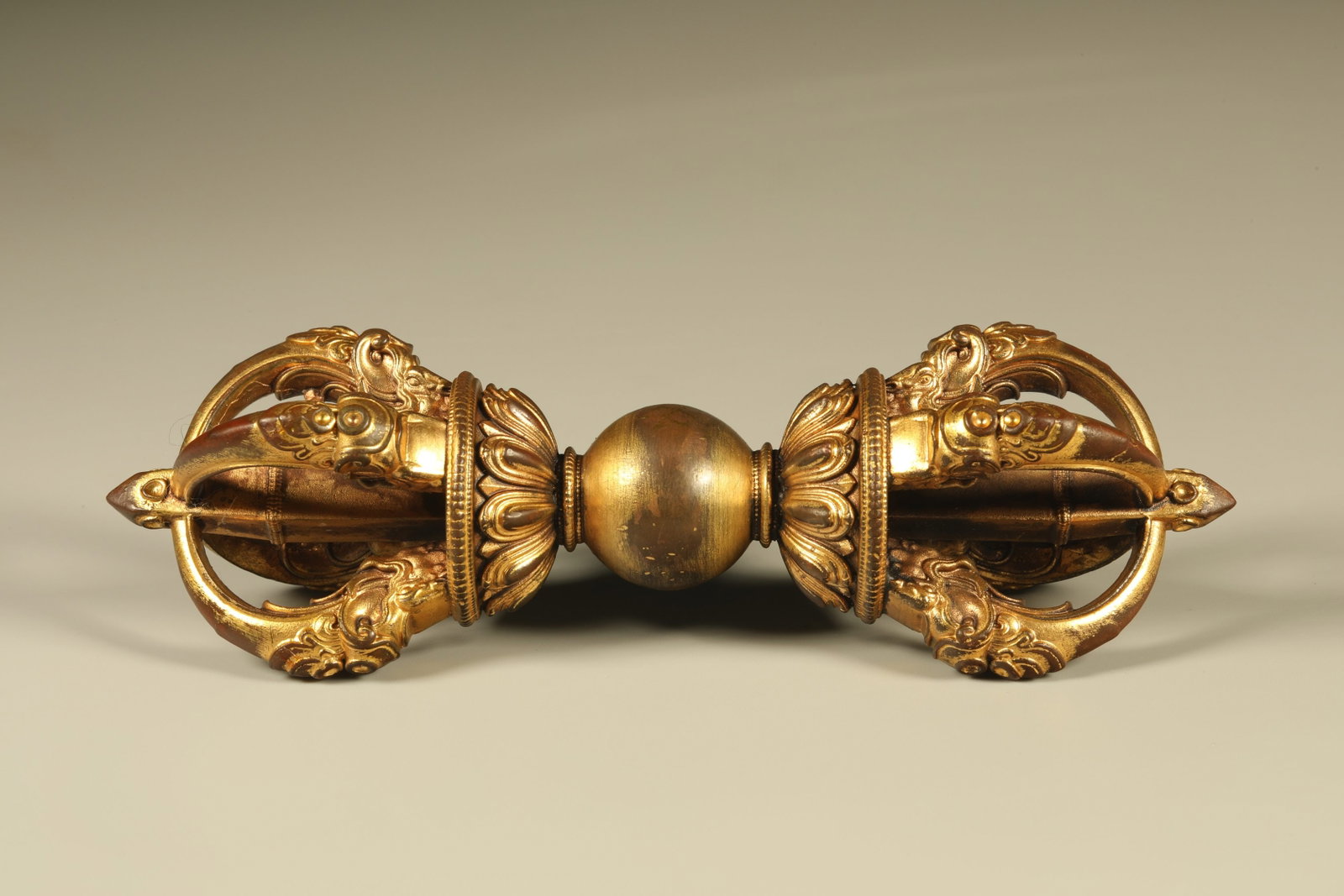 Gilt Bronze Vajra Ornament: Gilt Bronze Vajra Ornament (13 x 3.5cm)