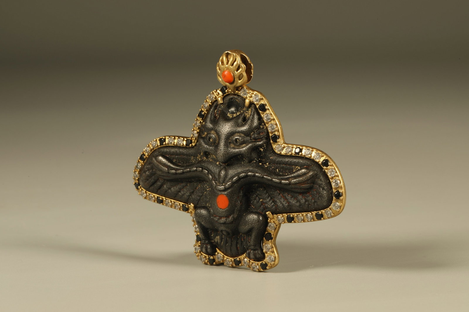 Tibetan Iron Carved Garuda Pattern Pendant - 3