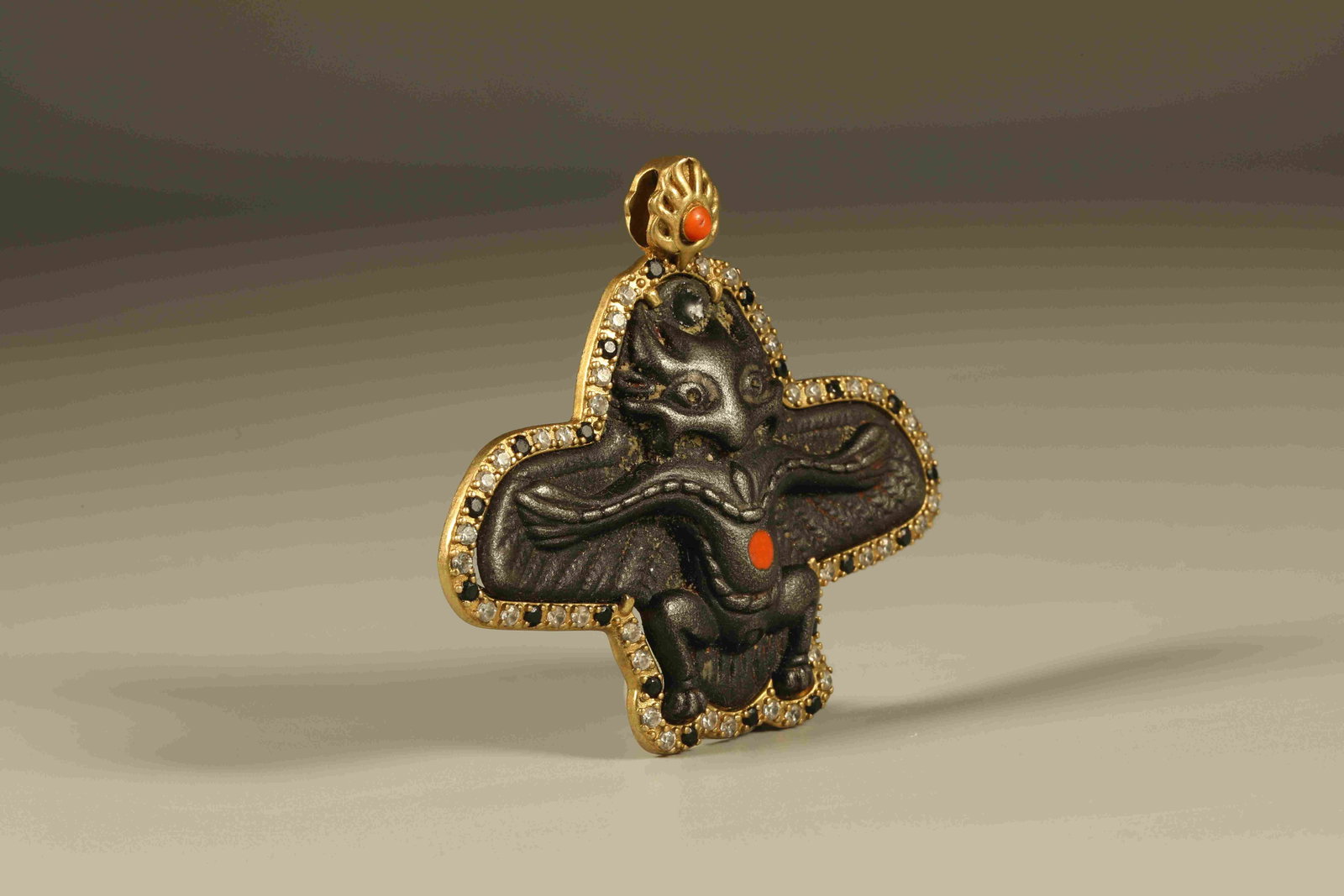 Tibetan Iron Carved Garuda Pattern Pendant - 4