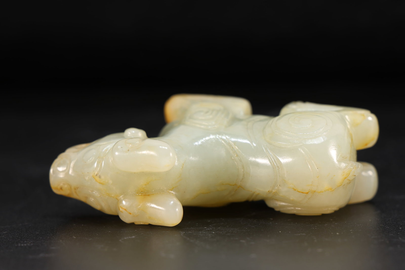 Jade Carved Beast Face Pattern Beast Shape Ornament - 4