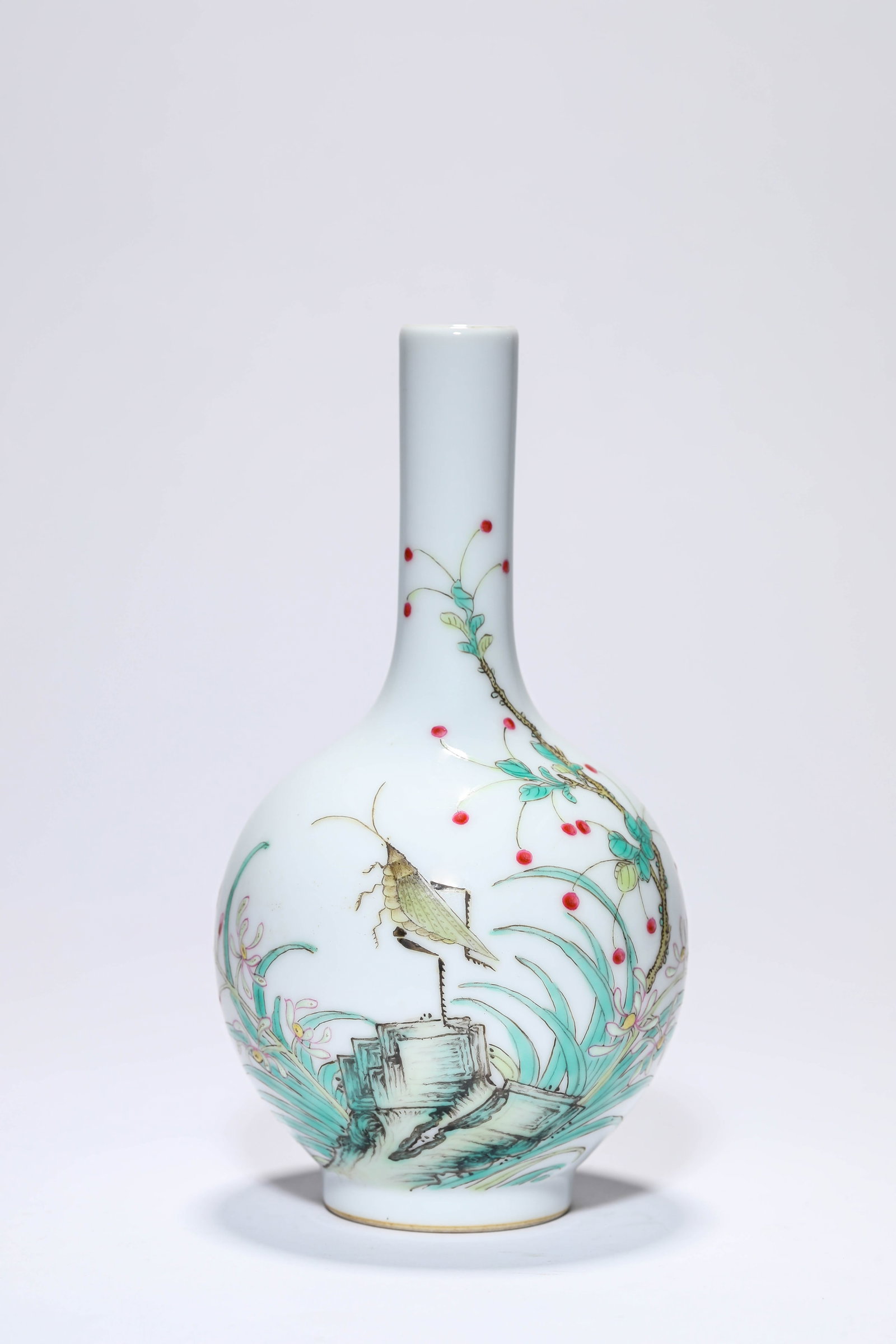 A FAMILLE-ROSE ‘POETIC INSCRIPTION’ ‘STRAIGHT-SIDED’ VASE: A FAMILLE-ROSE ‘POETIC INSCRIPTION’ ‘STRAIGHT-SIDED’ VASE A FAMILLE-ROSE ‘POETIC INSCRIPTION’ ‘STRAIGHT-SIDED’ VASE Description: Dimensions: Width: 9.7 cm x Height: 18.2 cm. All measur
