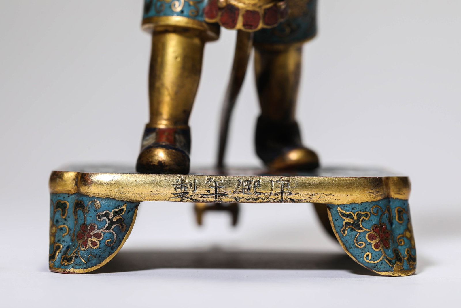A CLOISONNé ENAMEL FIGURE - 3