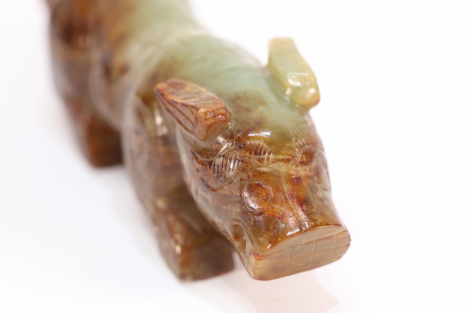 Jade Carved Beast Face Pattern Tiger Shape Ornament - 4