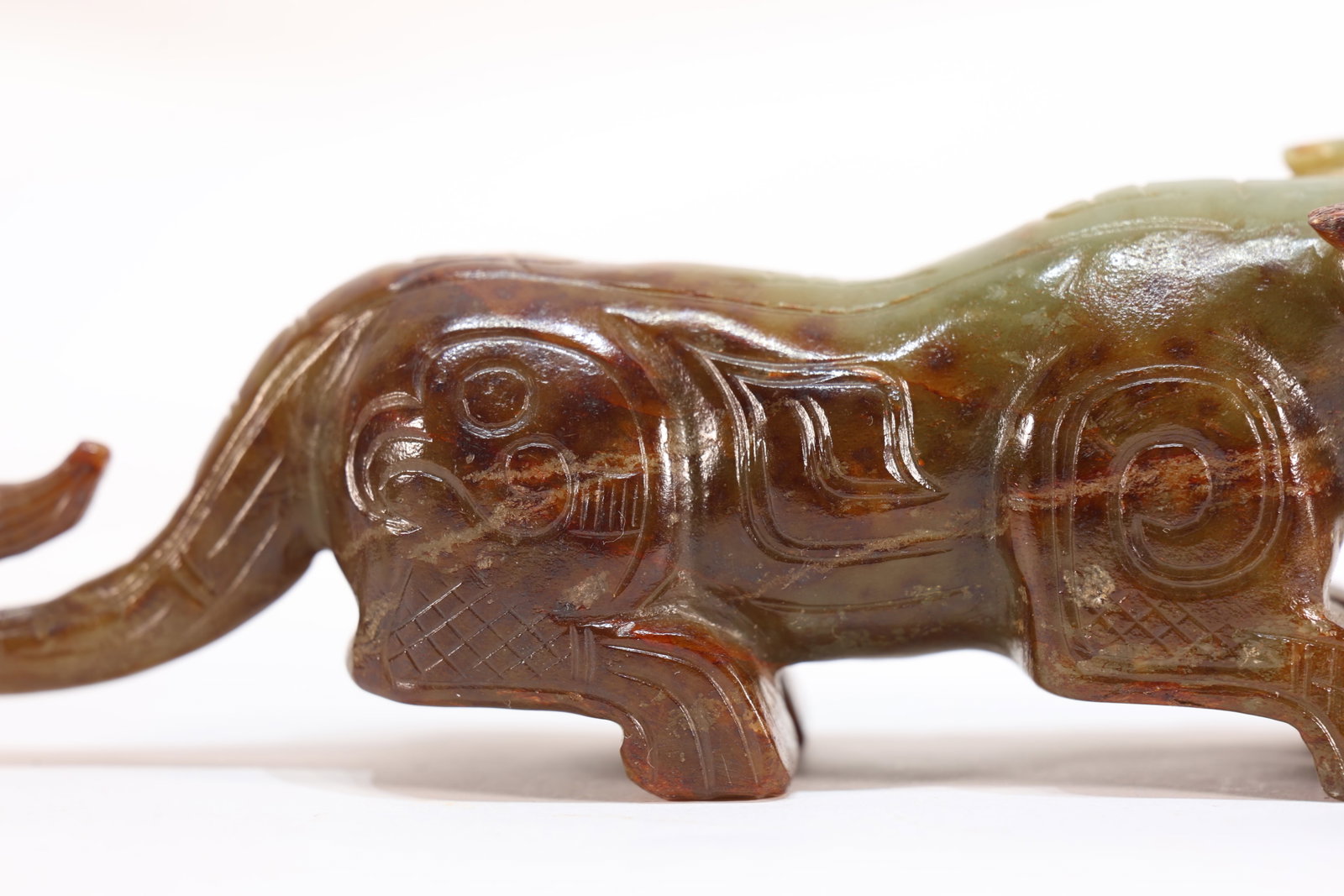 Jade Carved Beast Face Pattern Tiger Shape Ornament - 7
