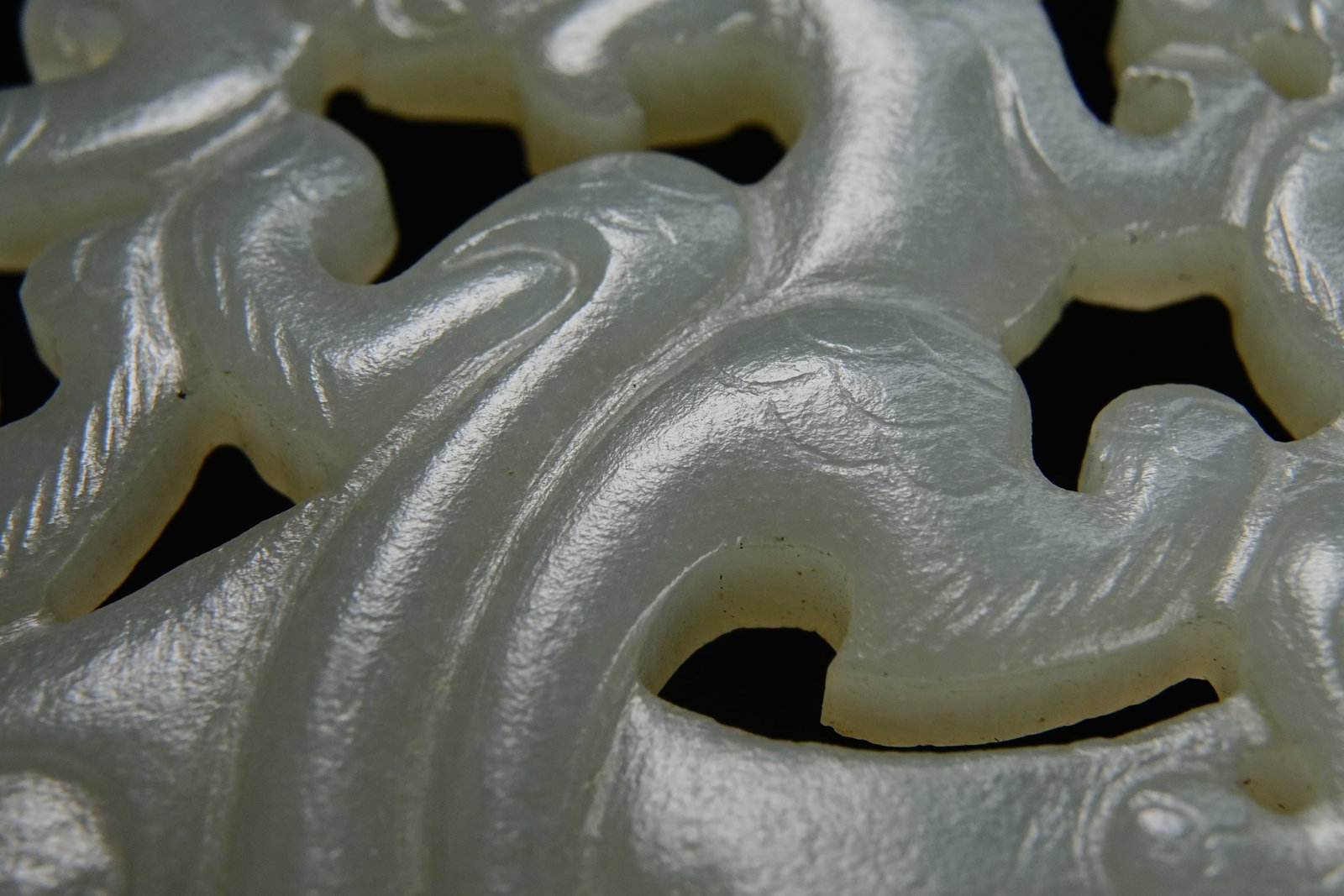 Jade Carved Dragon and Phoenix Pattern Chicken Heart Shape Ornament - 5