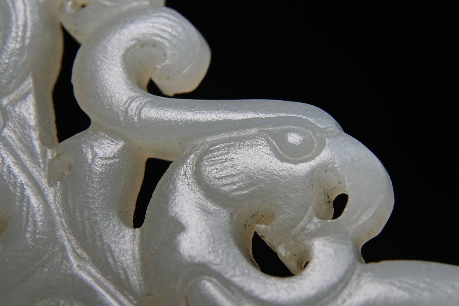 Jade Carved Dragon and Phoenix Pattern Chicken Heart Shape Ornament - 7