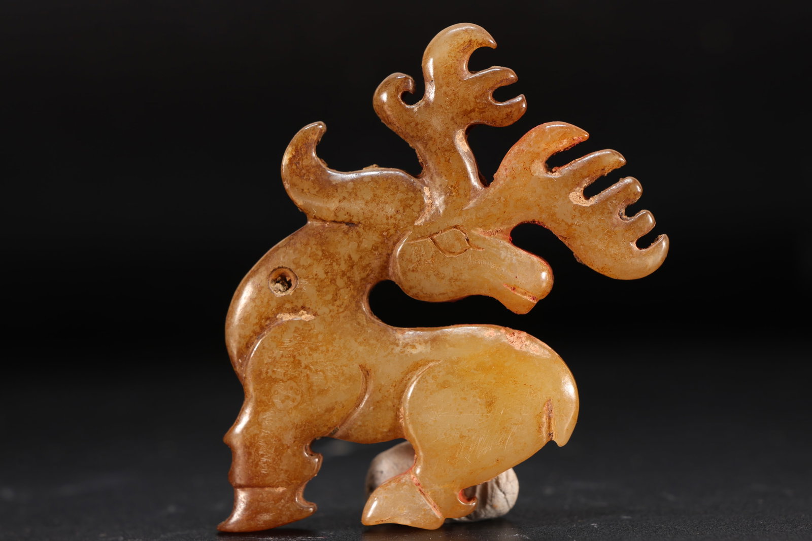 Jade Carved Deer Shape Bi: Jade Carved Deer Shape Bi (4.7 x 6.8 x 0.5cm)