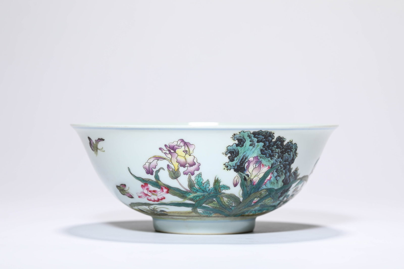 A FAMILLE-ROSE ‘BUTTERFLIES AMONG FLOWERS AND POEM’ BOWL (1 of 4)