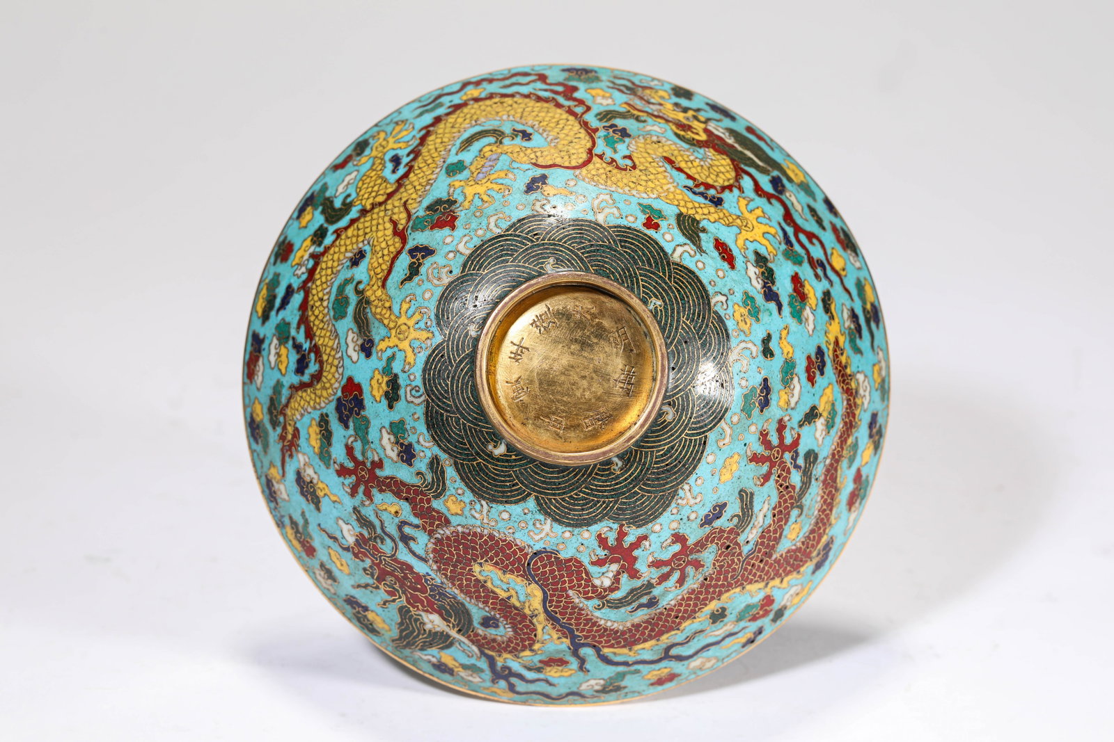 A CLOISONNé ENAMEL ‘EIGHT IMMORTALS AND DRAGON’ BOWL - 4