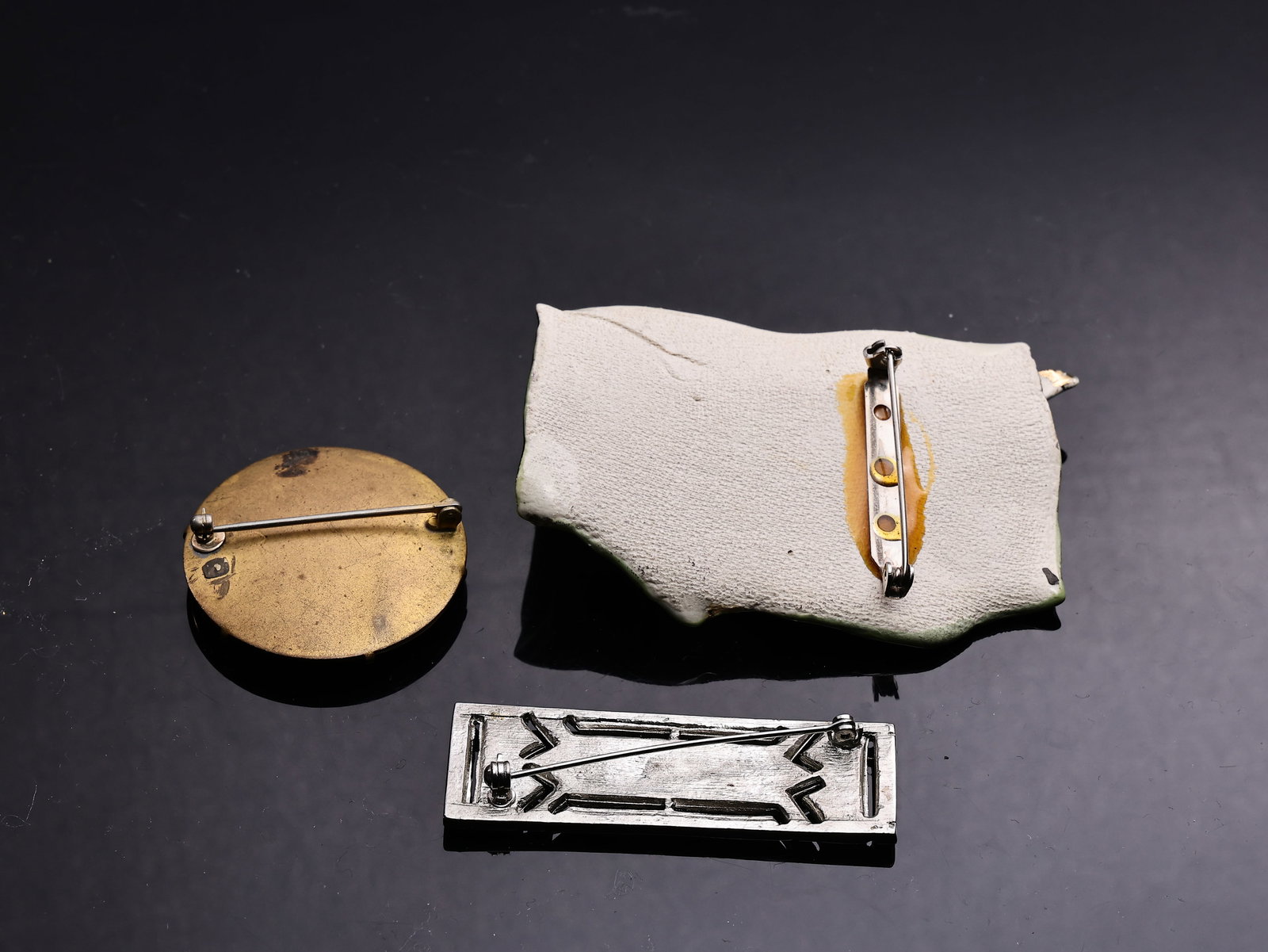 Three Vintage Deco Brooches - 6