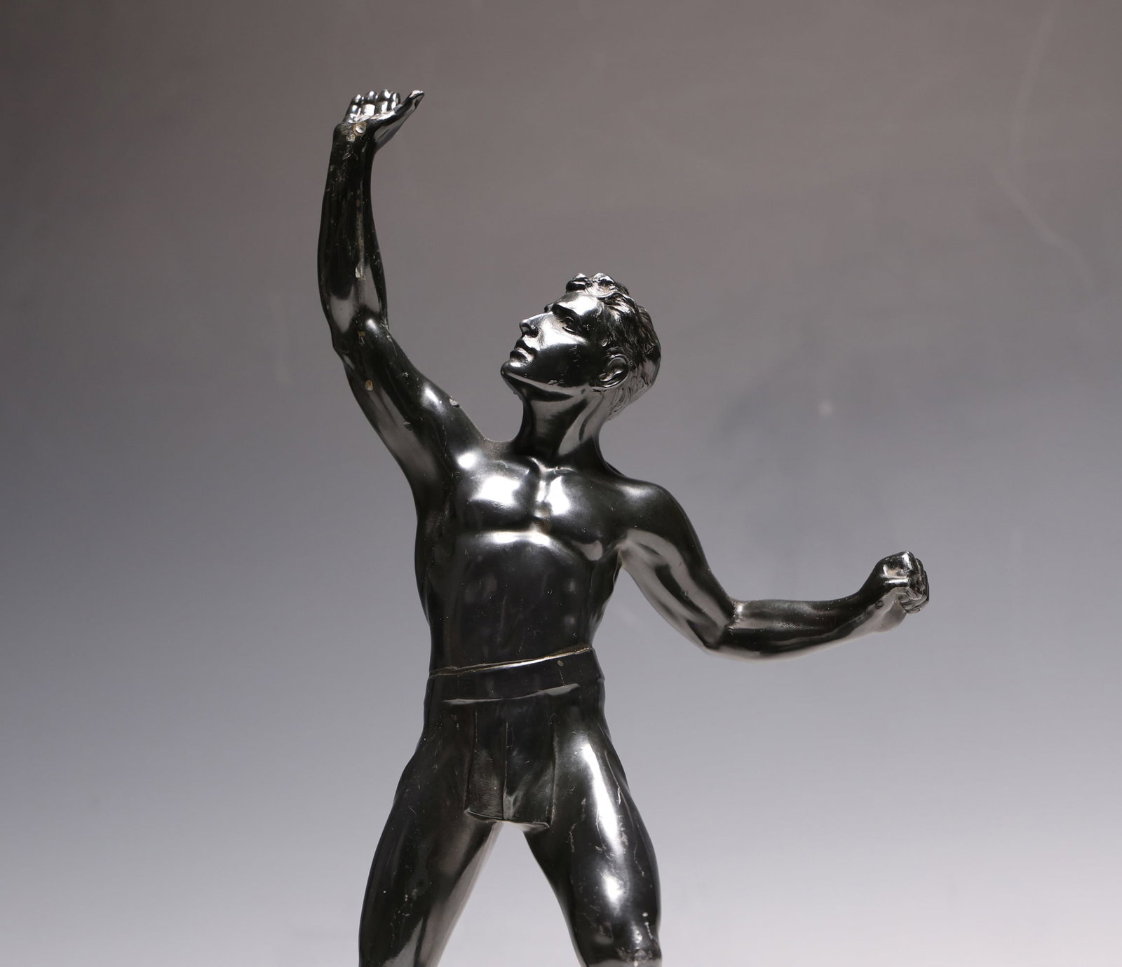 An Athletic Man Bronze Sculpture - 2