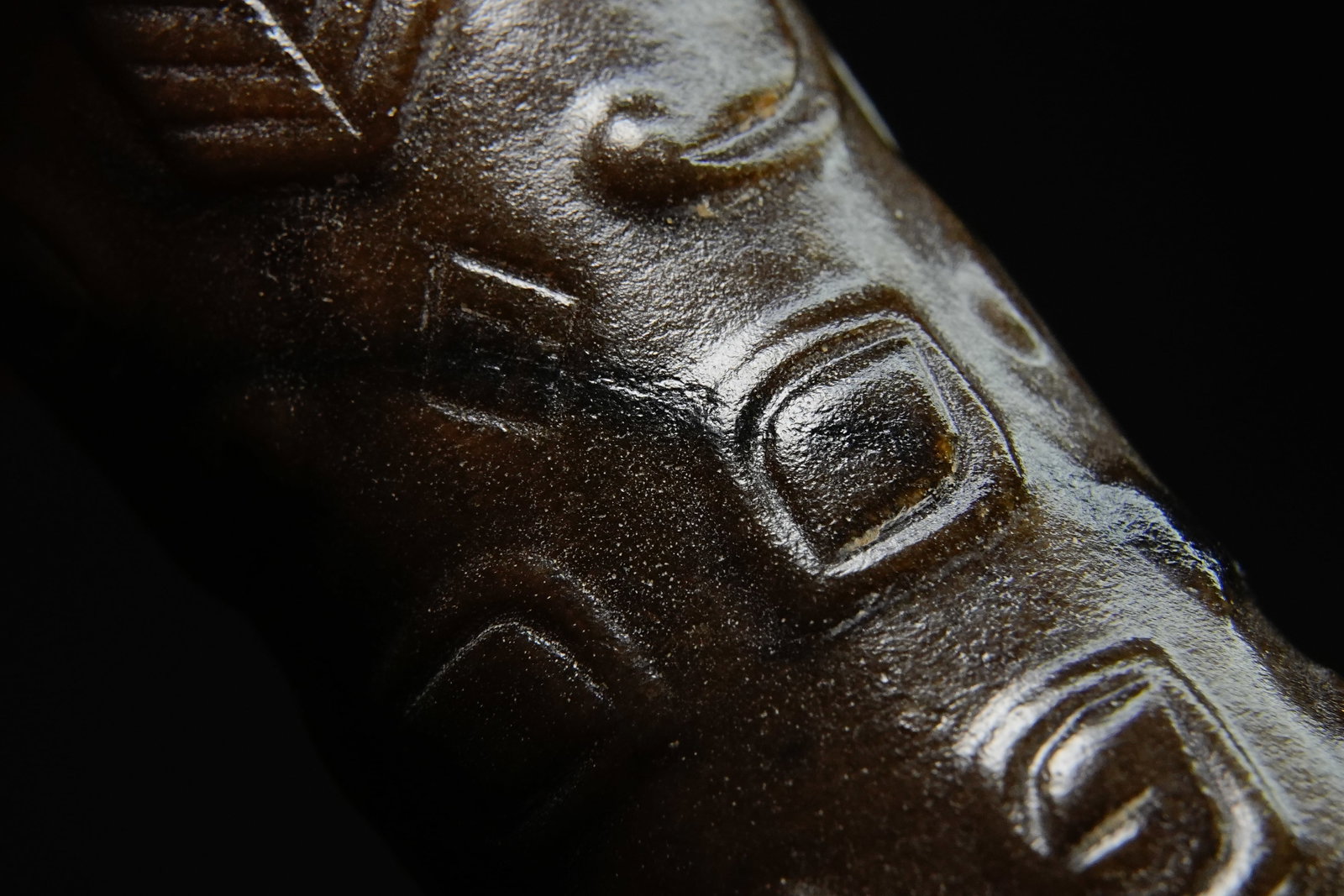Jade Carved Beast Face Pattern Ornament - 7