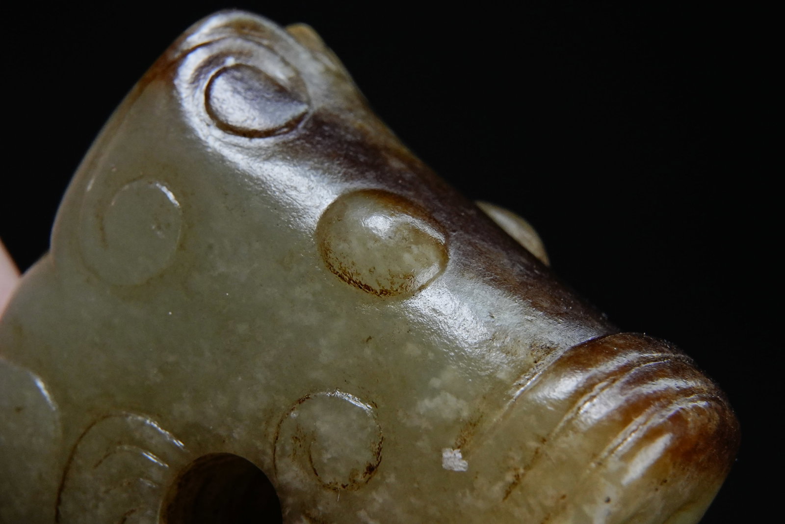 Jade Carved Dragon Shape Ornament - 3