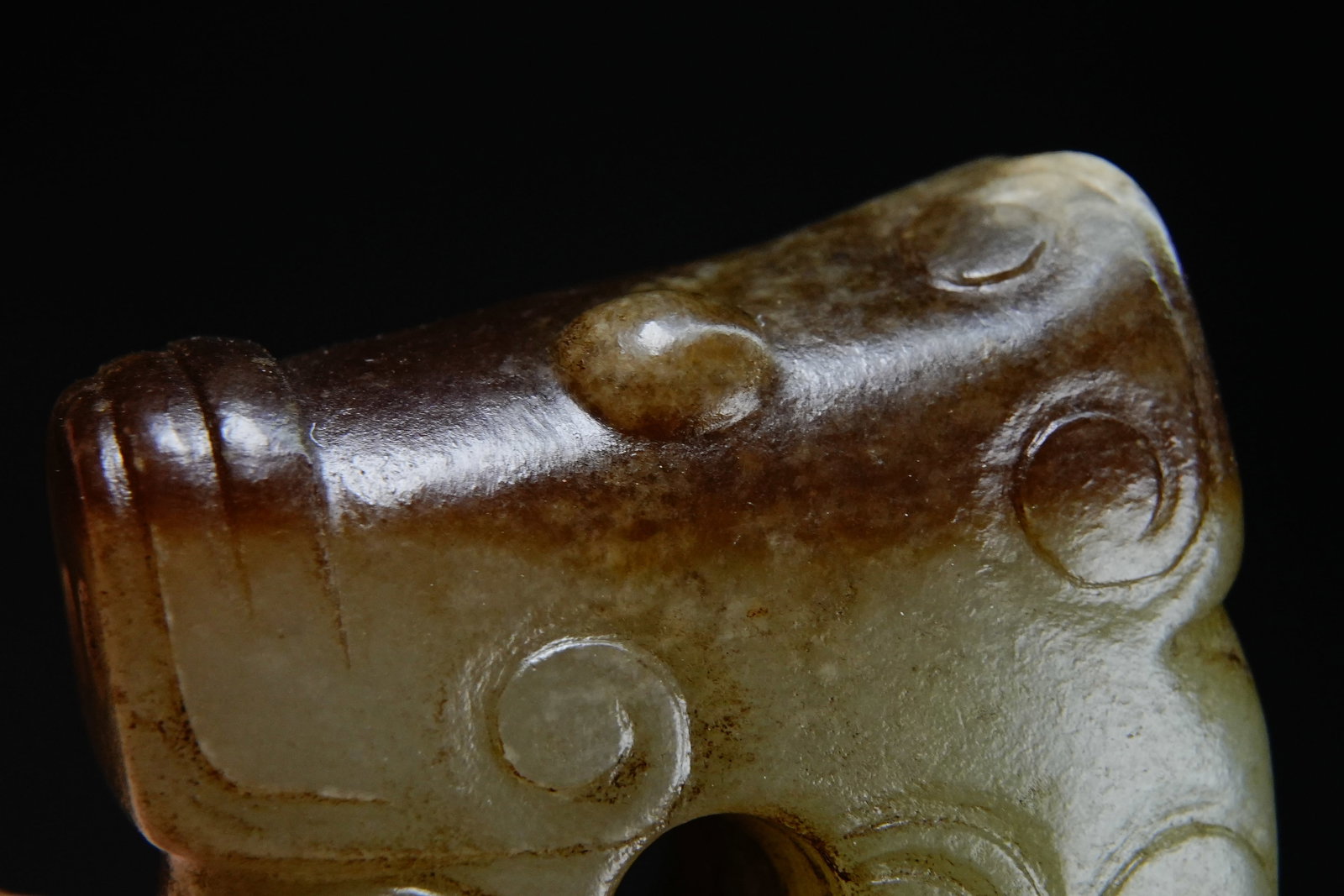 Jade Carved Dragon Shape Ornament - 4