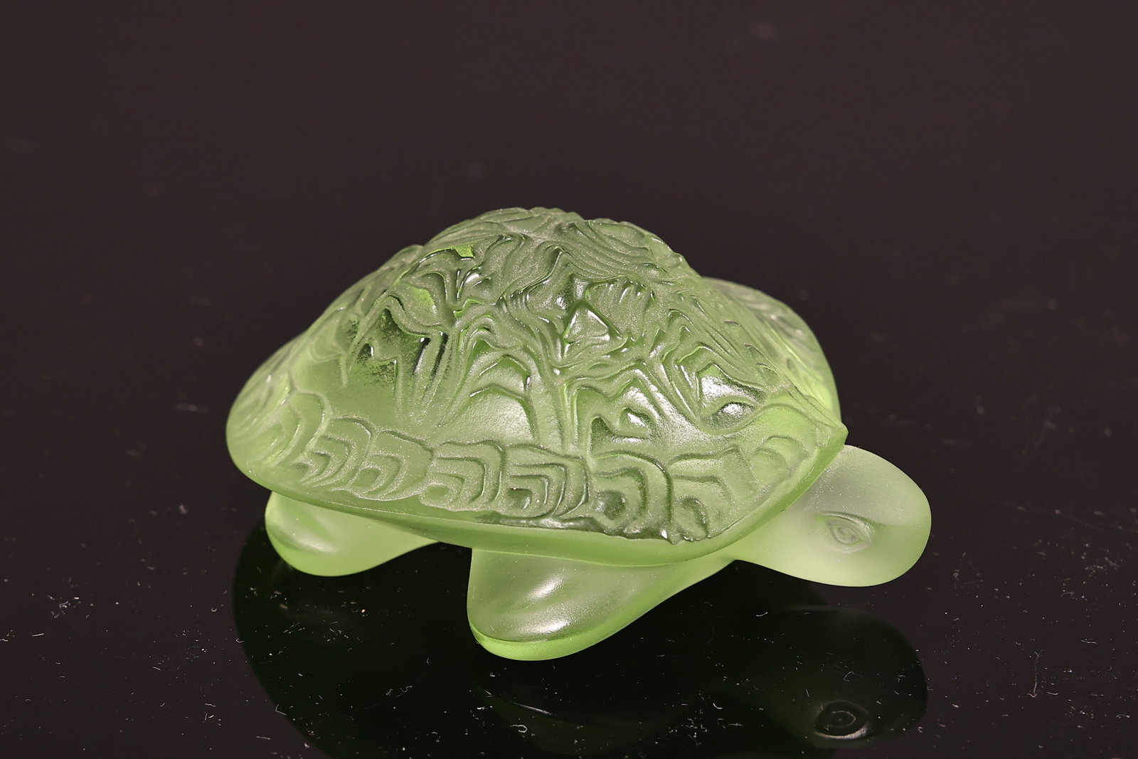 Lalique France Crystal Sidonie Turtle Green Figurine (1 of 6)