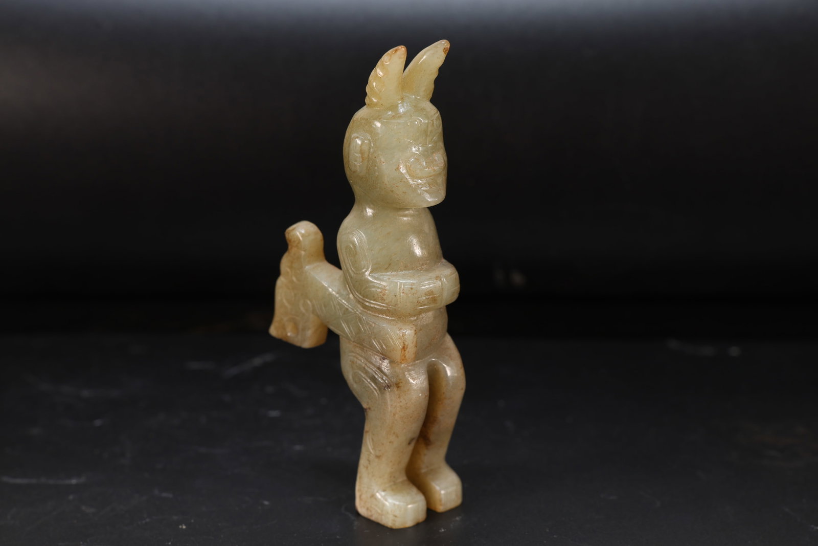 Jade Carved Beast Face Pattern Character Shape Ornament: Jade Carved Beast Face Pattern Character Shape Ornament (10.5 x 4.5 x 2cm)