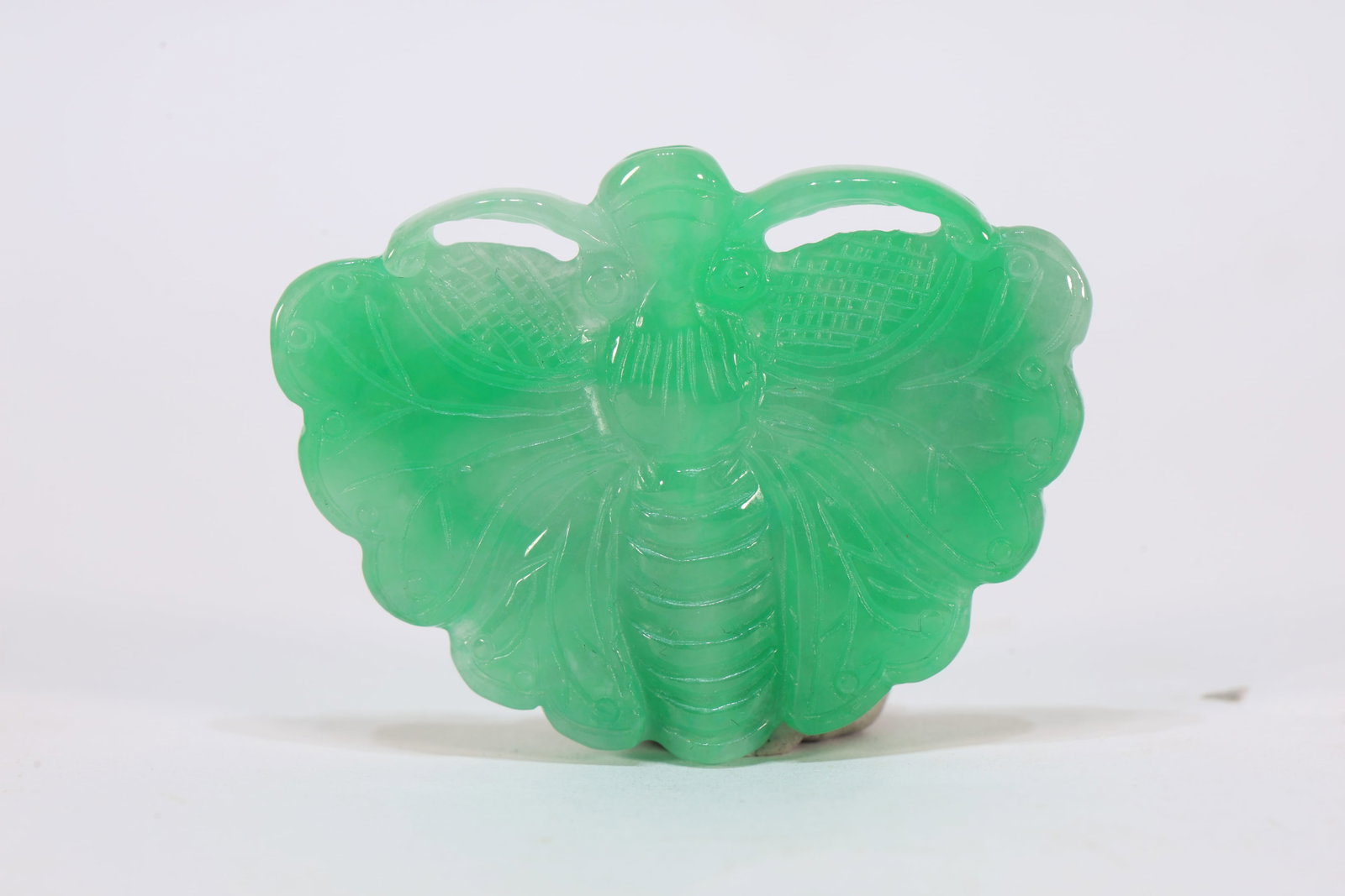 Jadeite Carved Butterfly Shape Ornament: Jadeite Carved Butterfly Shape Ornament (5 x 4 x 0.6cm)