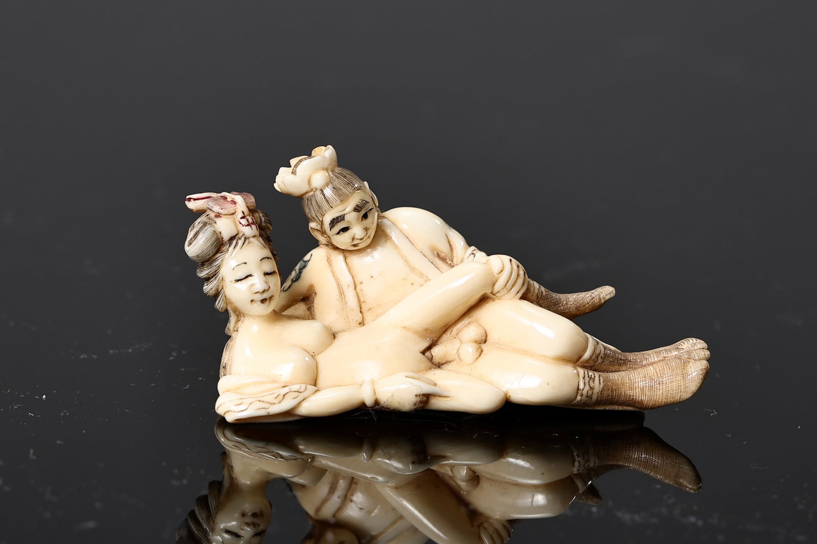 Japanese Erotic Miniature Figure Of A Couple (1 of 5)