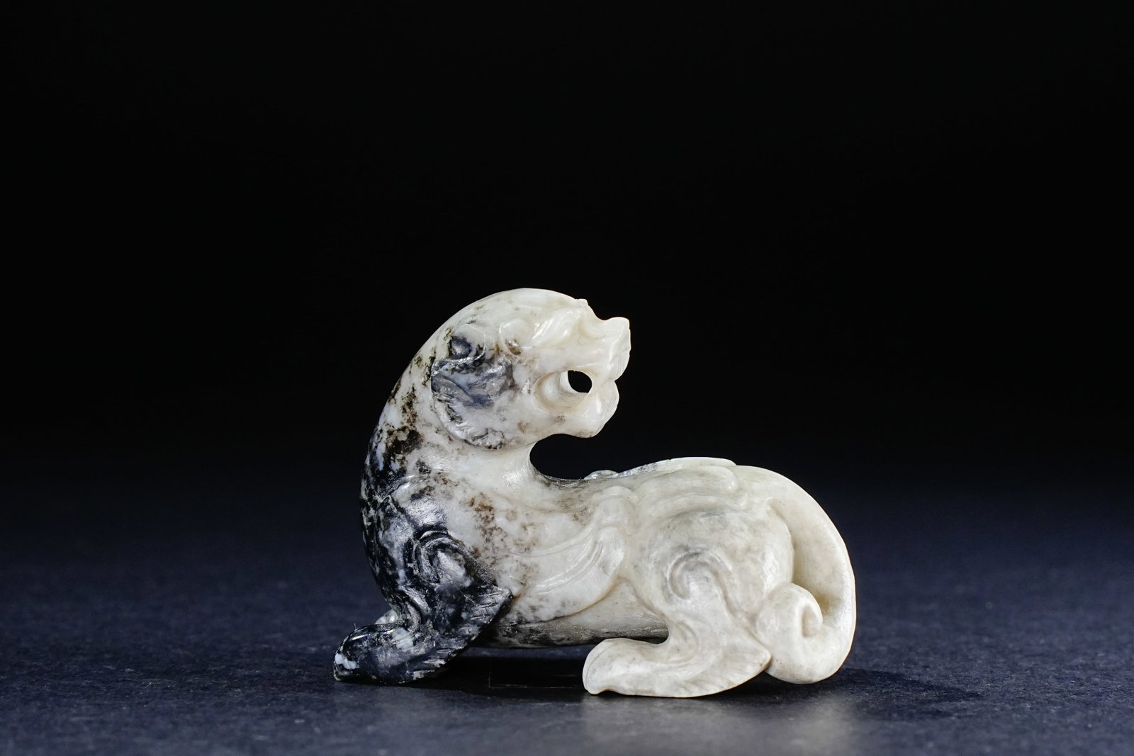 Jade Carved Beast Shape Ornament (1 of 9)