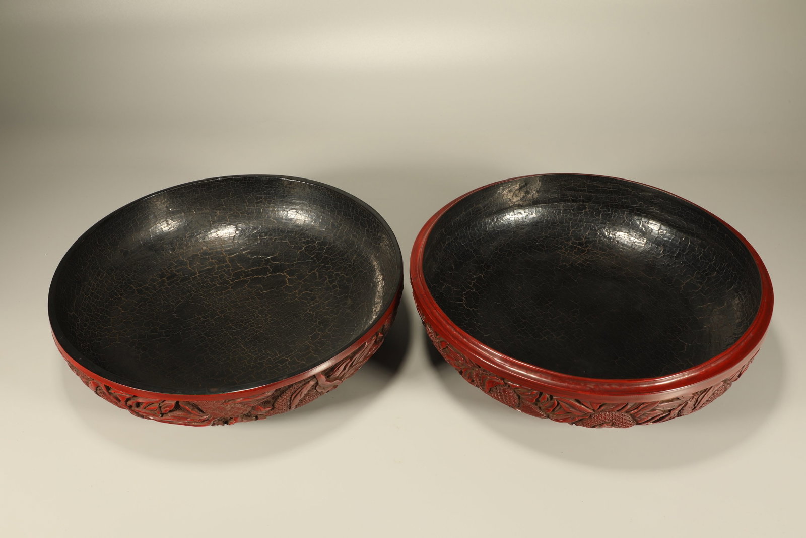 Lacquerware Red Carved Peach Pattern Lid Box - 5