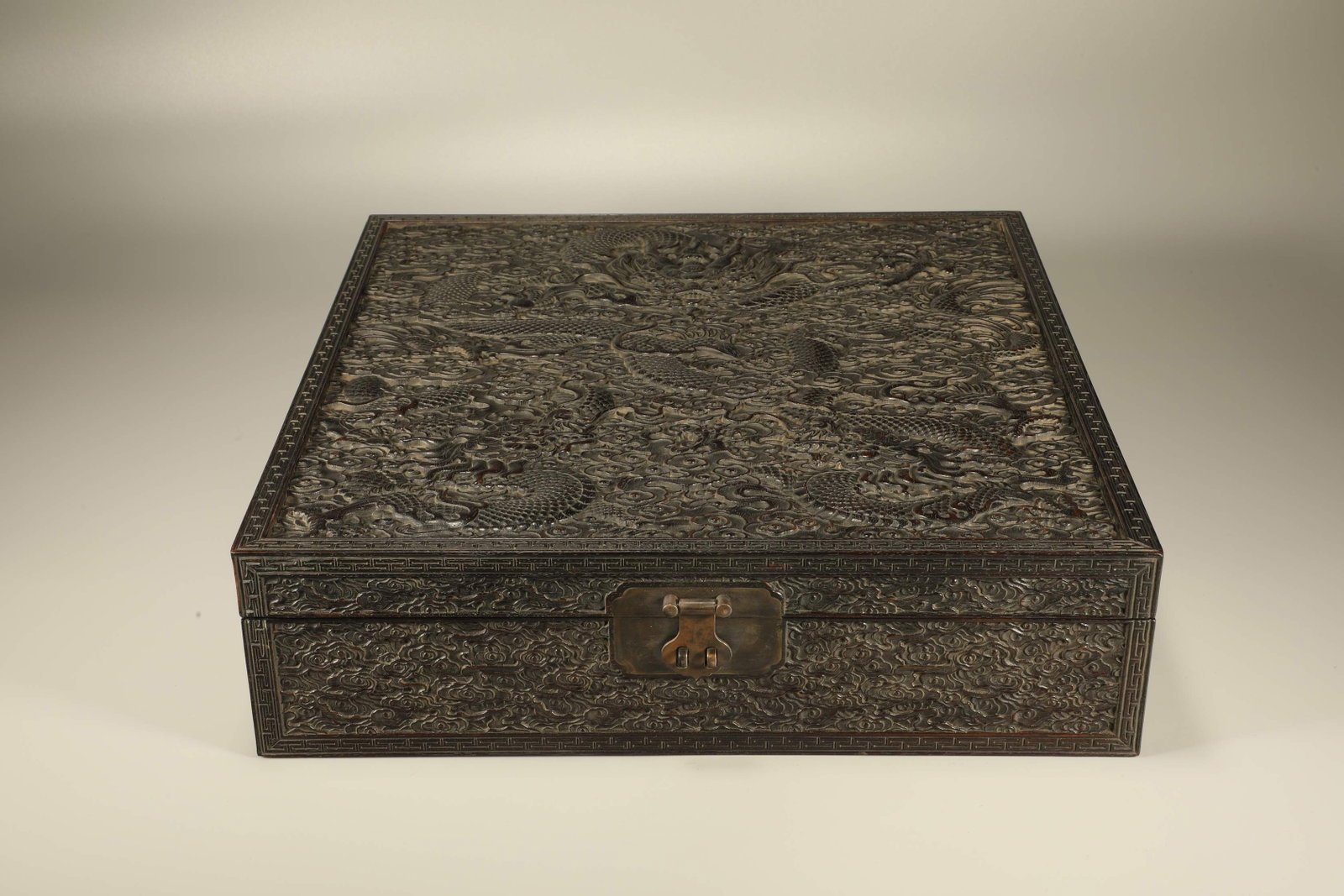 Red Sandalwood Carved Dragon and Poetry Pattern Lid Box: Red Sandalwood Carved Dragon and Poetry Pattern Lid Box (36 x 10cm)