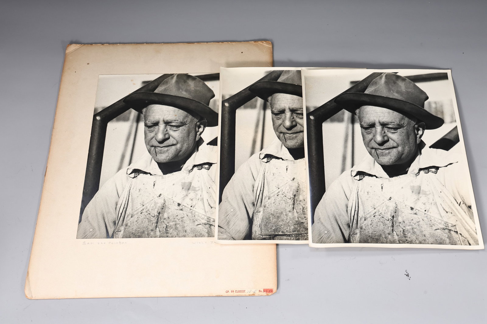 Vintage Photography Awards Of Male Portrait Project: Vintage Photography Awards Of Male Portrait Project (27 x 35 cm each photo only)
