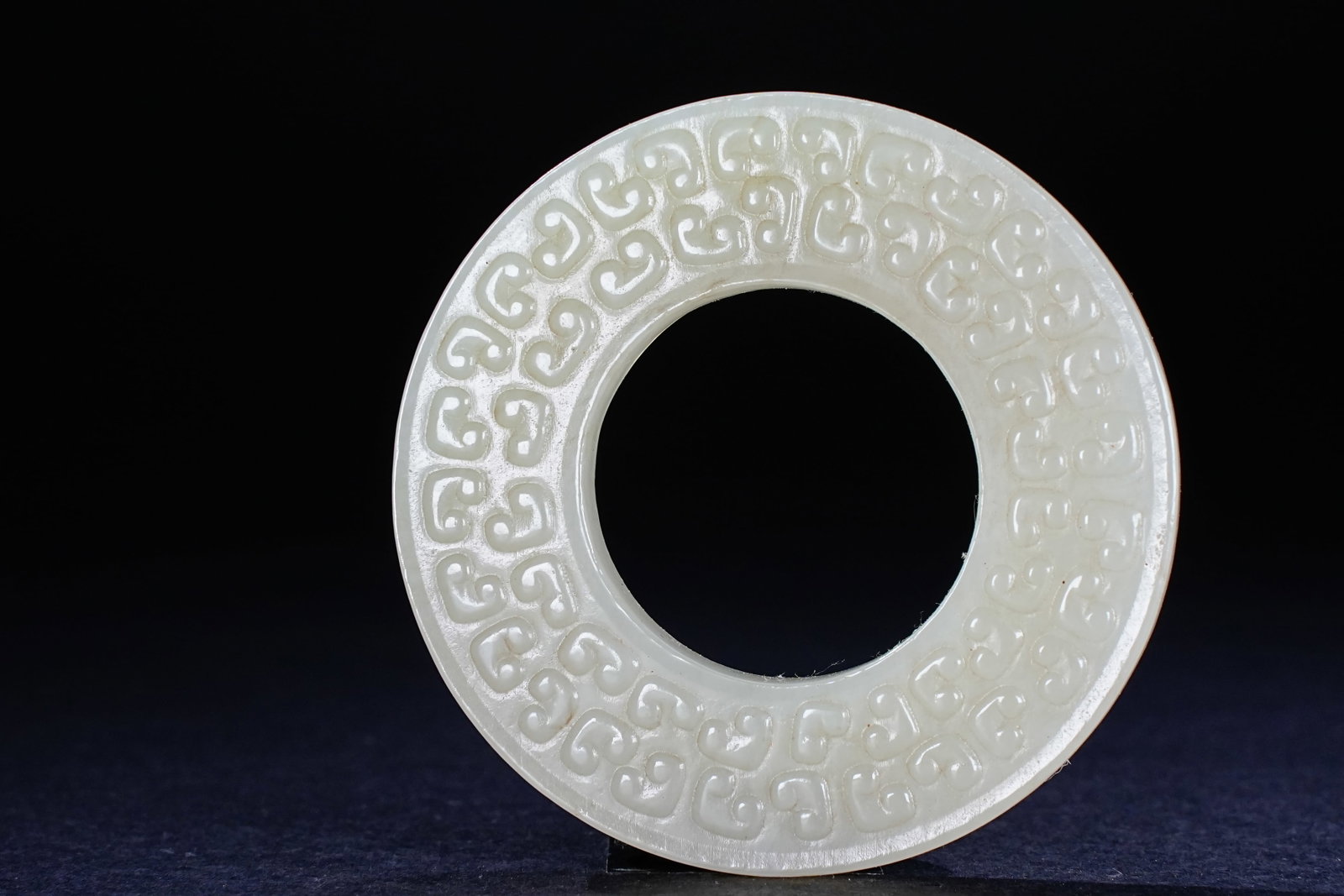 Jade Carved Cloud Pattern Ring - 2
