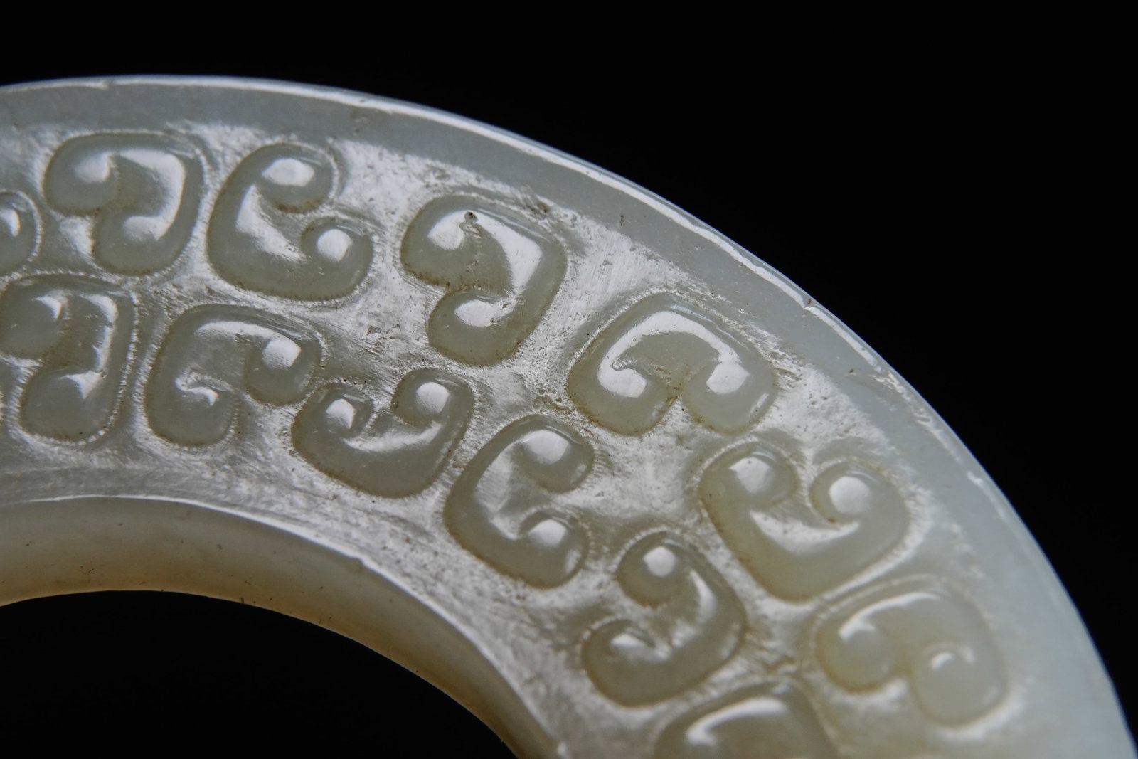 Jade Carved Cloud Pattern Ring - 3