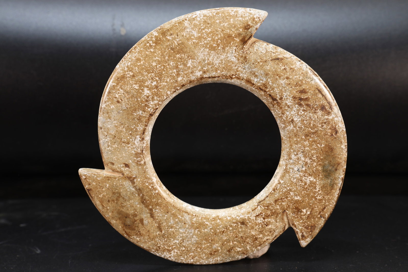 Jade Ring: Jade Ring (12.5 x 0.6cm)