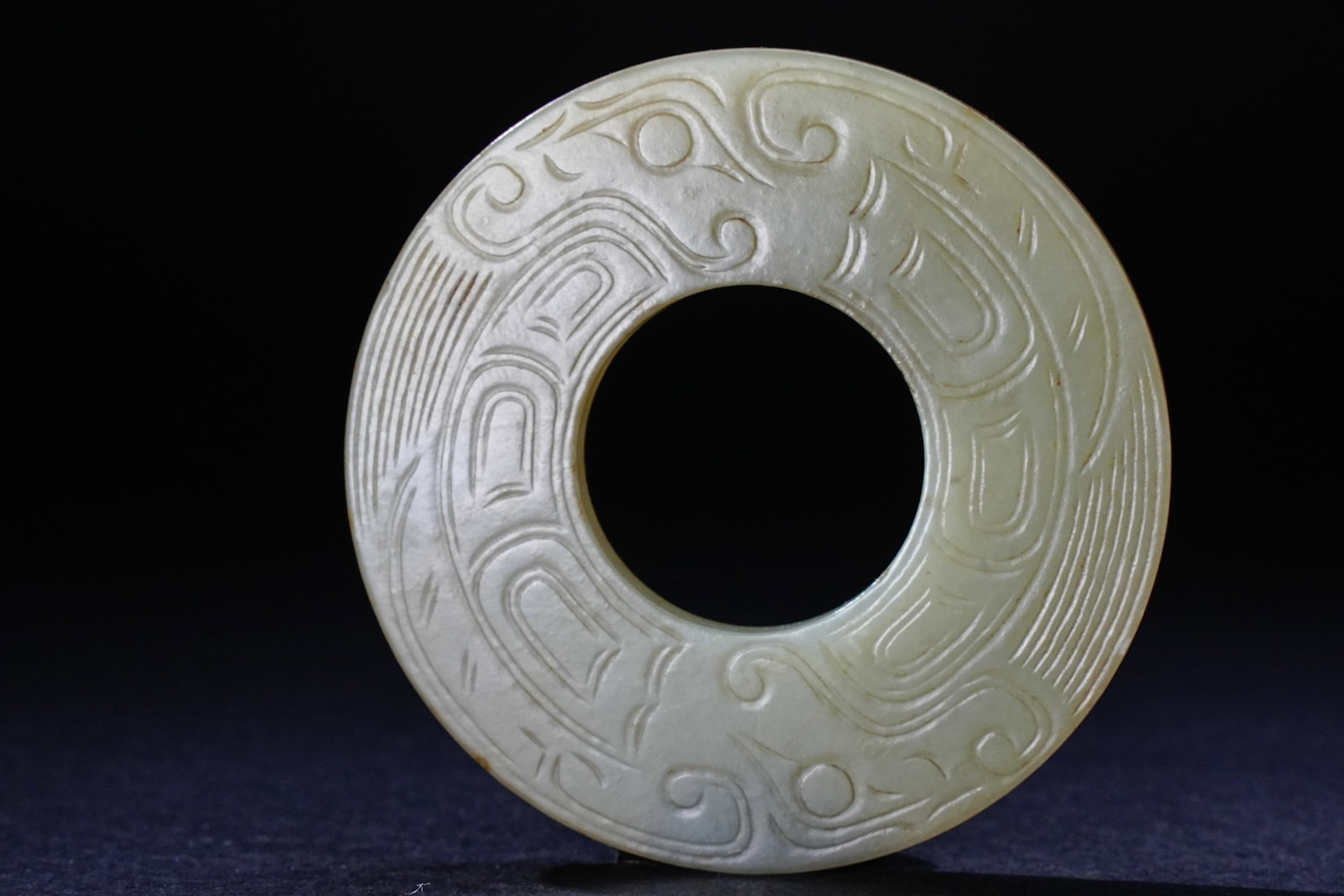 Jade Carved Dragon Pattern Ring - 2