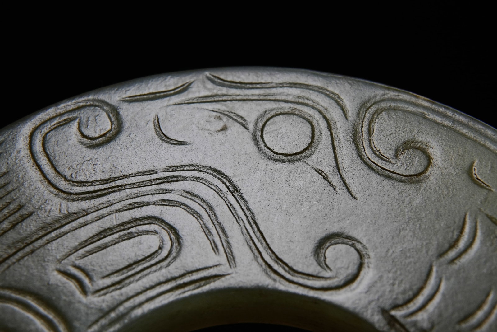 Jade Carved Dragon Pattern Ring - 3
