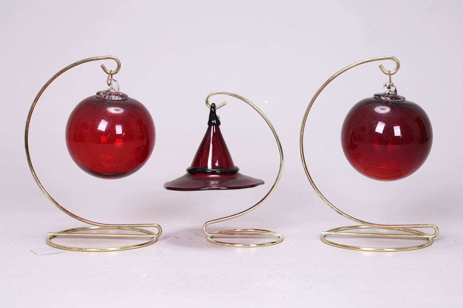 3 of Holiday Kugel Style Red Glass Ornament With Stand: 3 of Holiday Kugel Style Red Glass Ornament With Stand (14 x 11.2 cm each more or less)