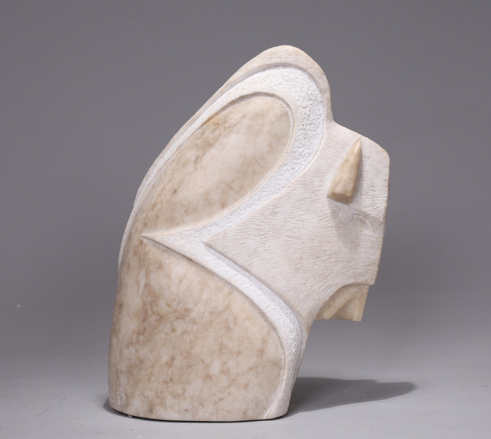 Victor Vigil Carved "Stand Alone Buffalo 1987" Stone Sculpture: Victor Vigil Carved "Stand Alone Buffalo 1987" Stone Sculpture (28 x 19 x 9 cm) Born November 17, 1957 in San Francisco, California, Victor lived in that city until 1972 when he and his family moved t