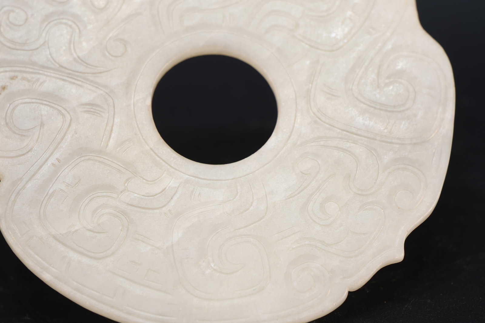 Jade Carved Beast Face Pattern Bi - 3