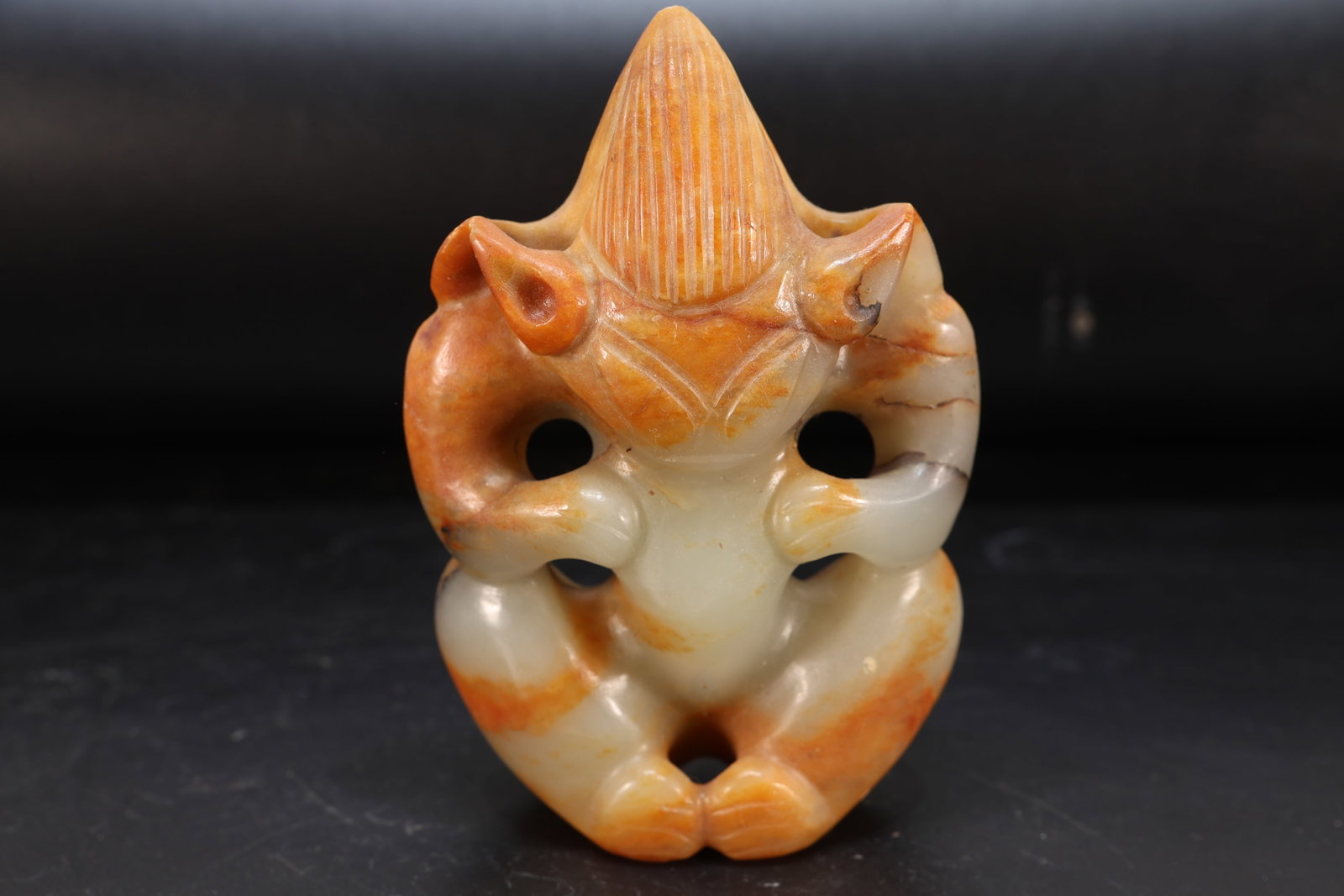 Hongshan Jade Carved Sun God Shape Ornament (1 of 8)