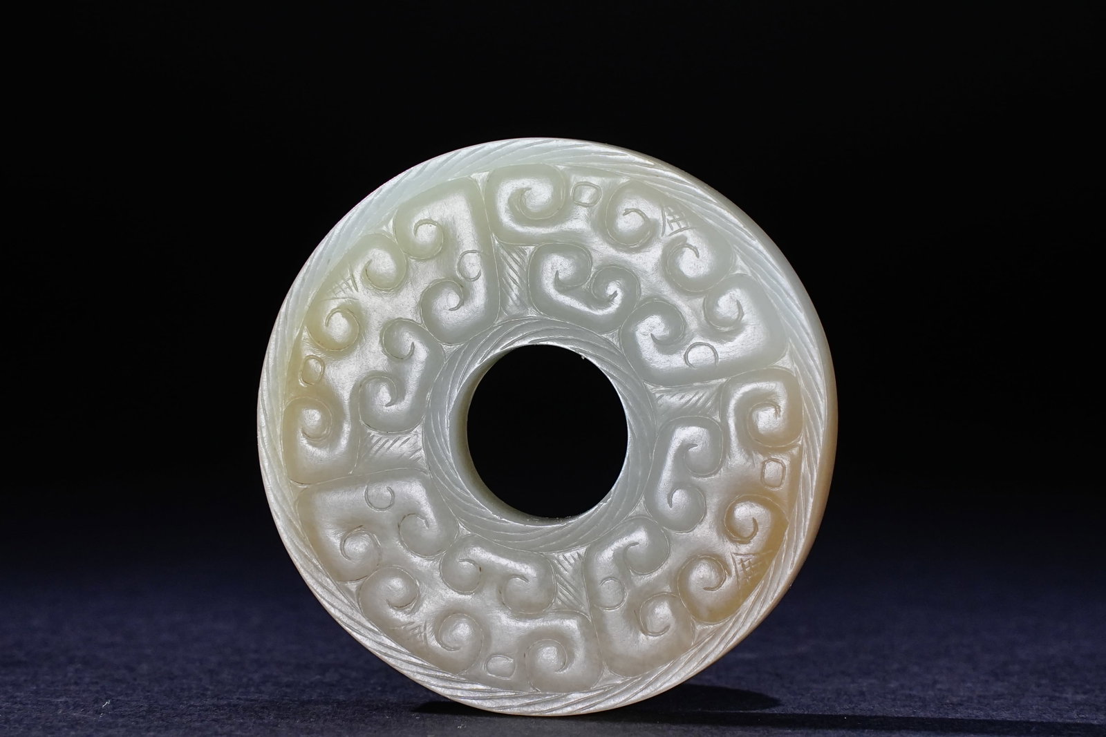 Jade Carved Cloud Pattern Bi - 2