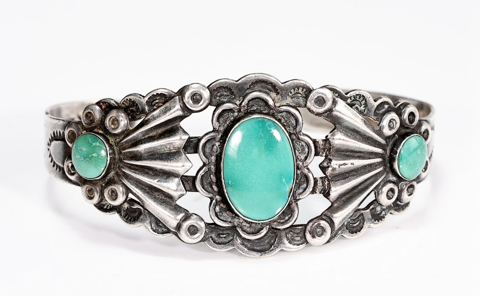 Navajo Coin Silver Turquoise Arrow Cuff Bracelet (1 of 7)