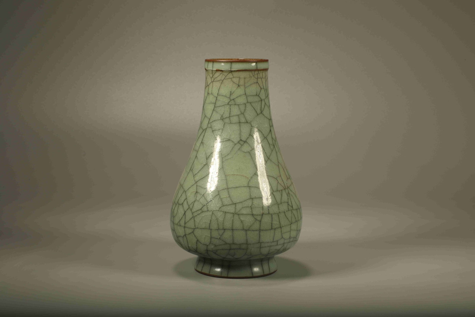 Guan Ware Porcelain Vase (1 of 6)