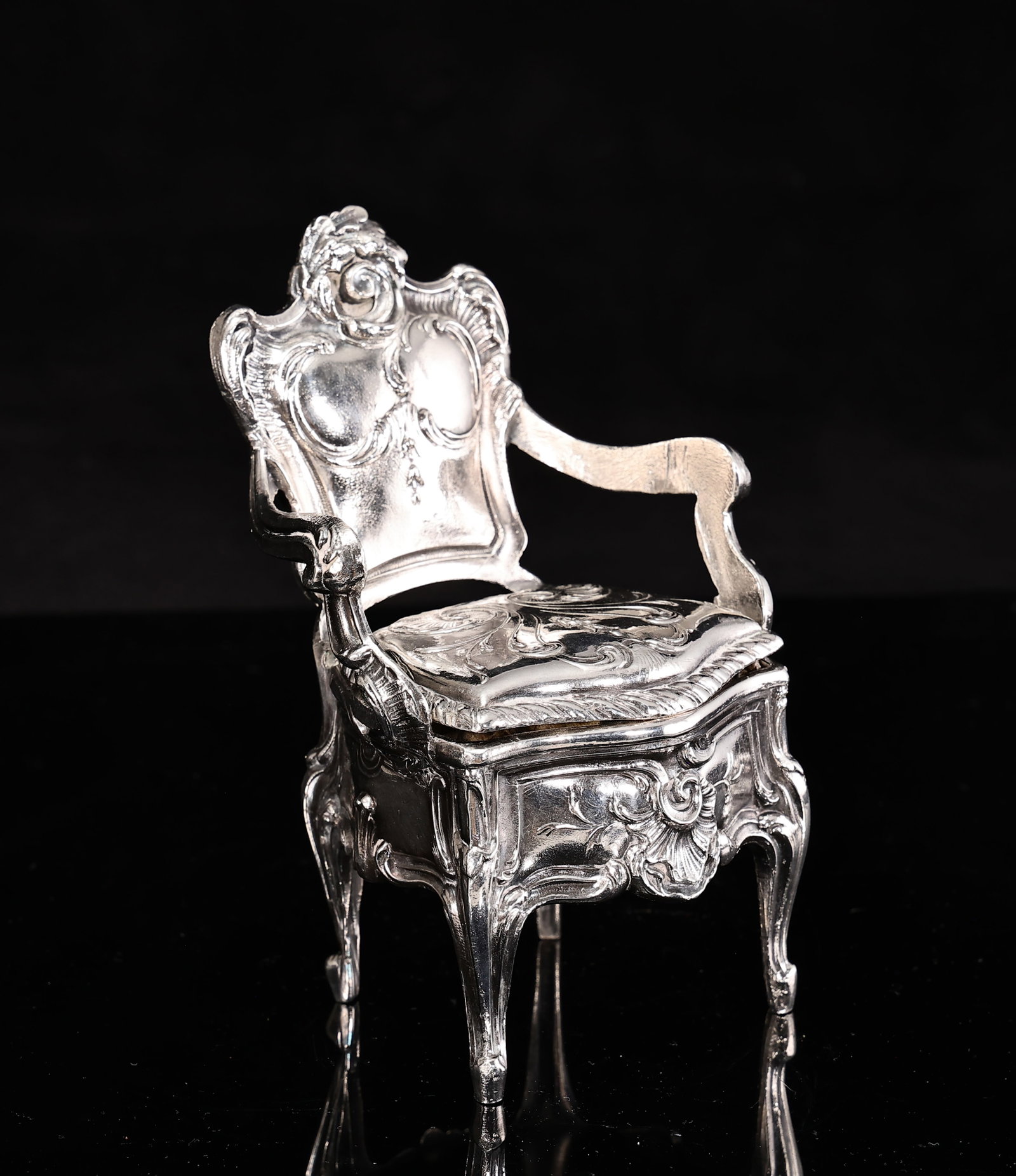 Vintage Silver Tone Rococo Revival Miniature Chair Pin Cushion. (1 of 7)